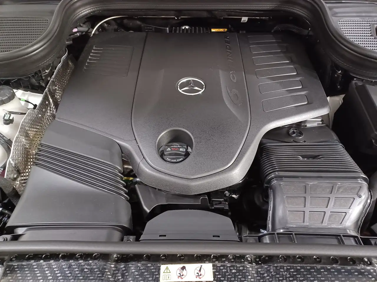 Mercedes-Benz GLE снимка Mercedes-Benz GLE