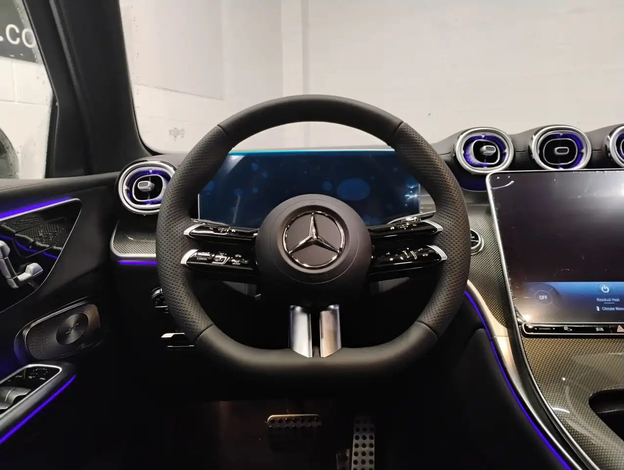 Mercedes-Benz GLC снимка Mercedes-Benz GLC