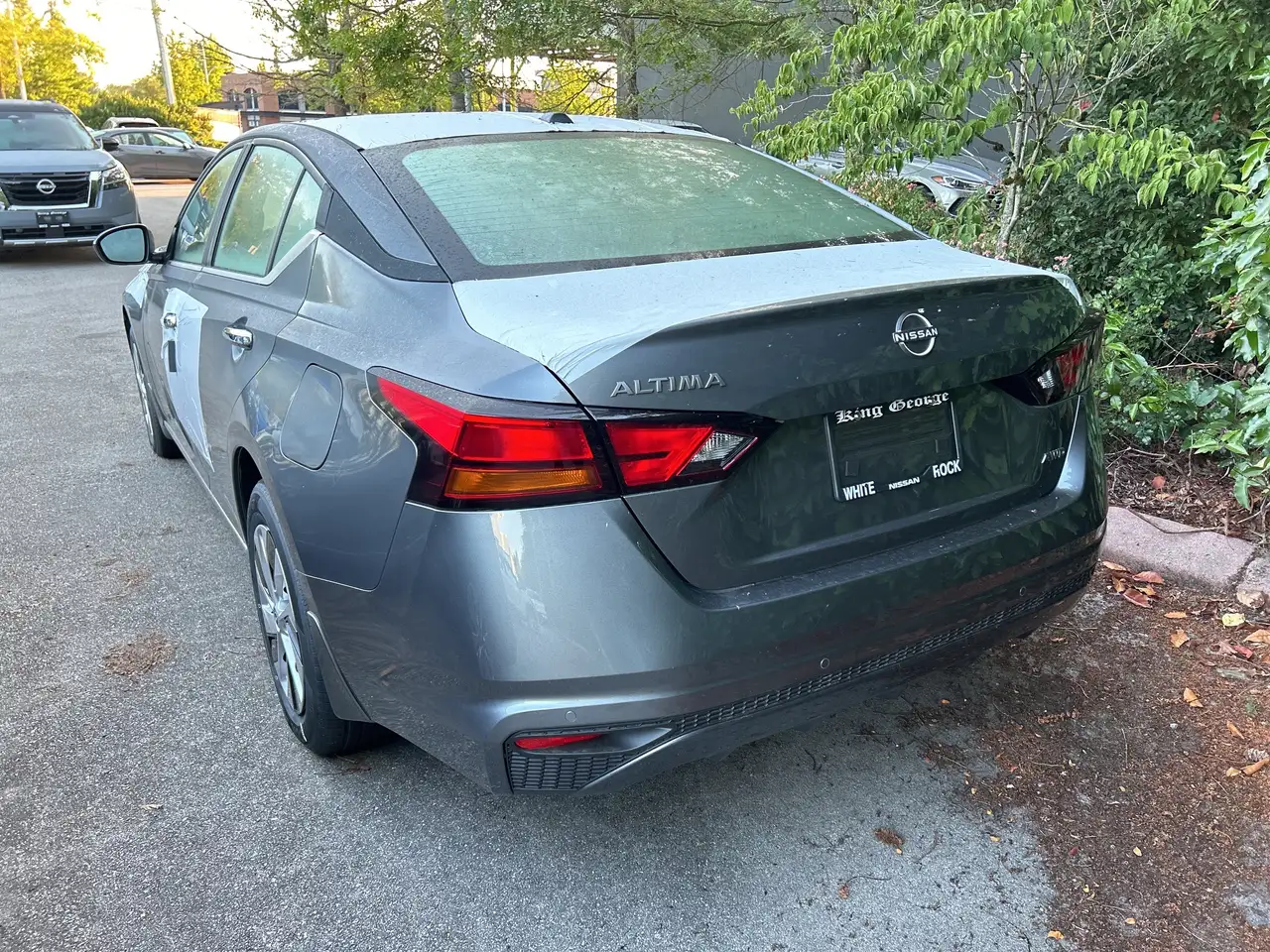 Nissan Altima снимка Nissan Altima