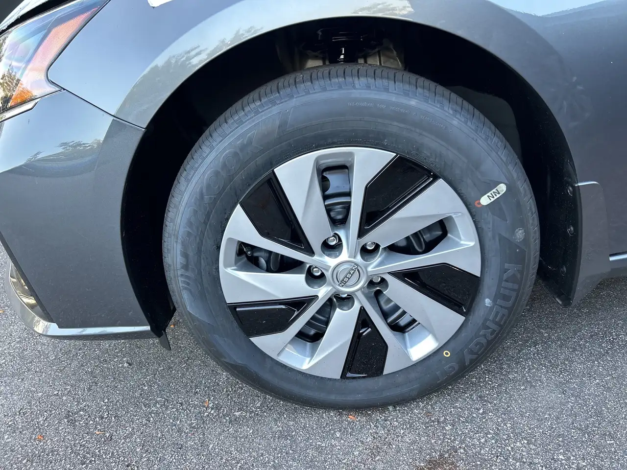 Nissan Altima снимка Nissan Altima