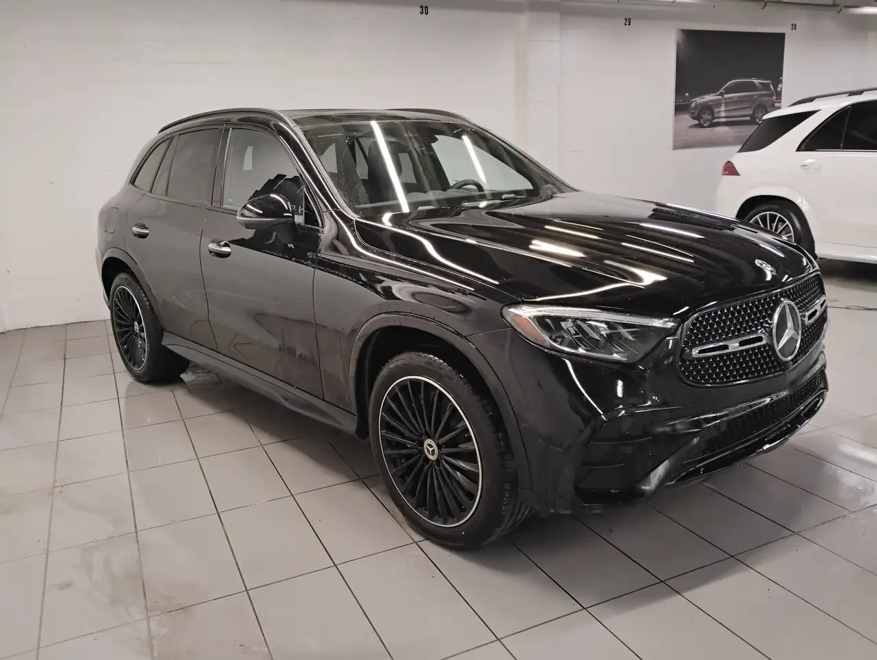 Mercedes-Benz GLC снимка Mercedes-Benz GLC