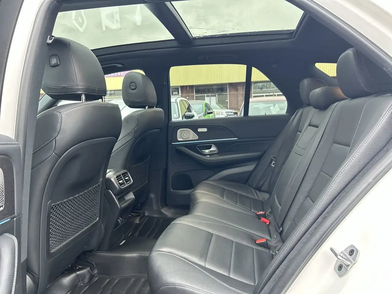 Mercedes-Benz GLE снимка Mercedes-Benz GLE