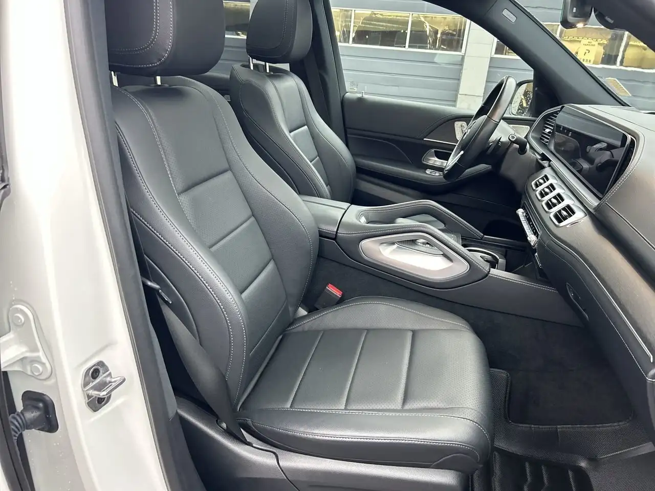 Mercedes-Benz GLE снимка Mercedes-Benz GLE