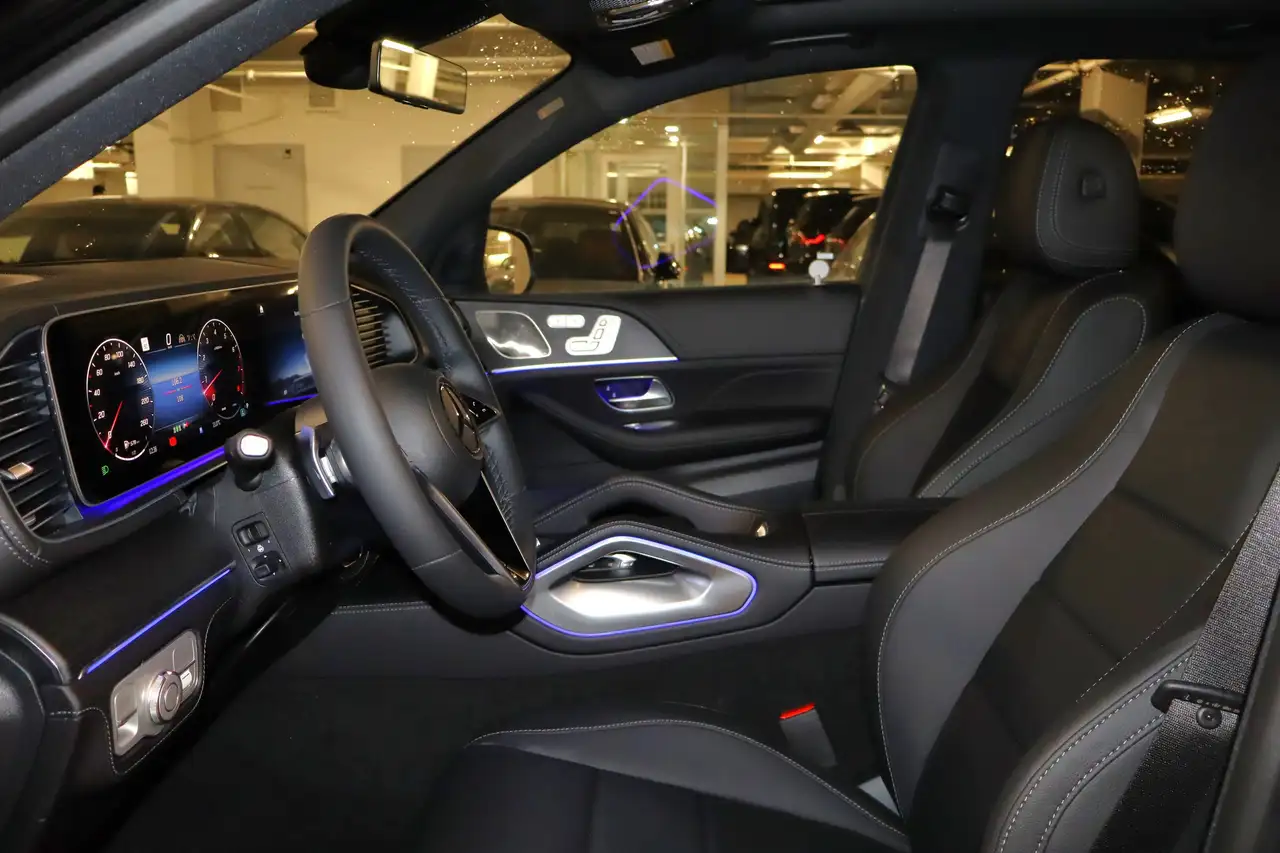 Mercedes-Benz GLE снимка Mercedes-Benz GLE