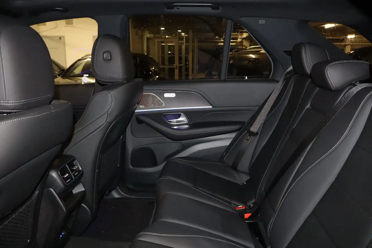 Mercedes-Benz GLE снимка Mercedes-Benz GLE