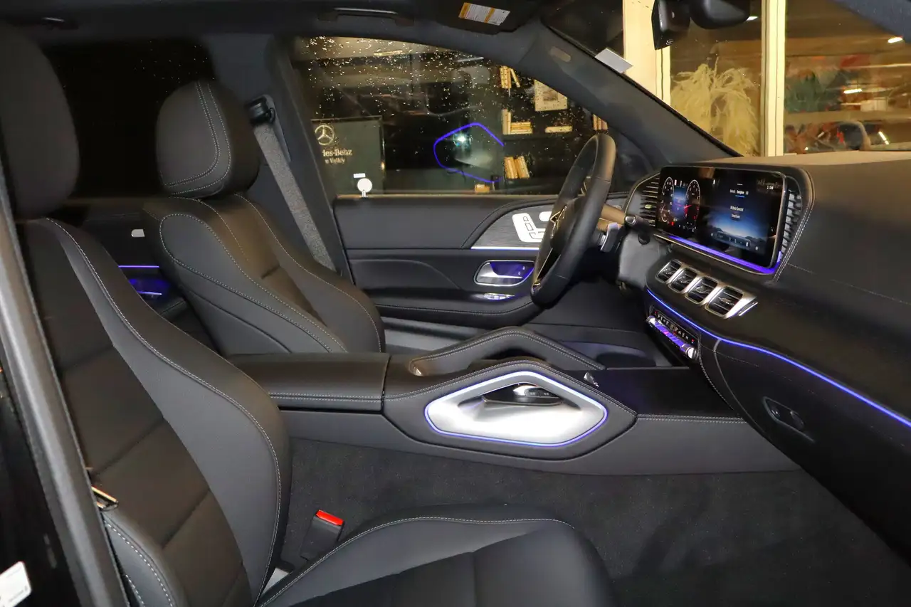 Mercedes-Benz GLE снимка Mercedes-Benz GLE