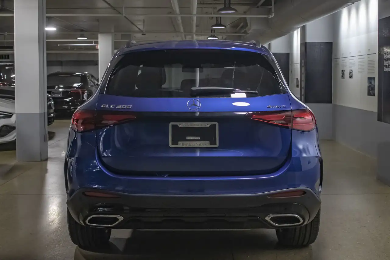 Mercedes-Benz GLC снимка Mercedes-Benz GLC