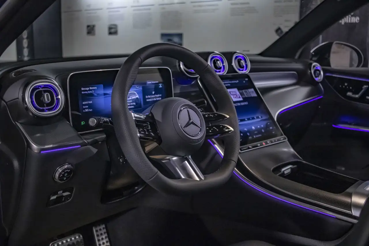 Mercedes-Benz GLC снимка Mercedes-Benz GLC