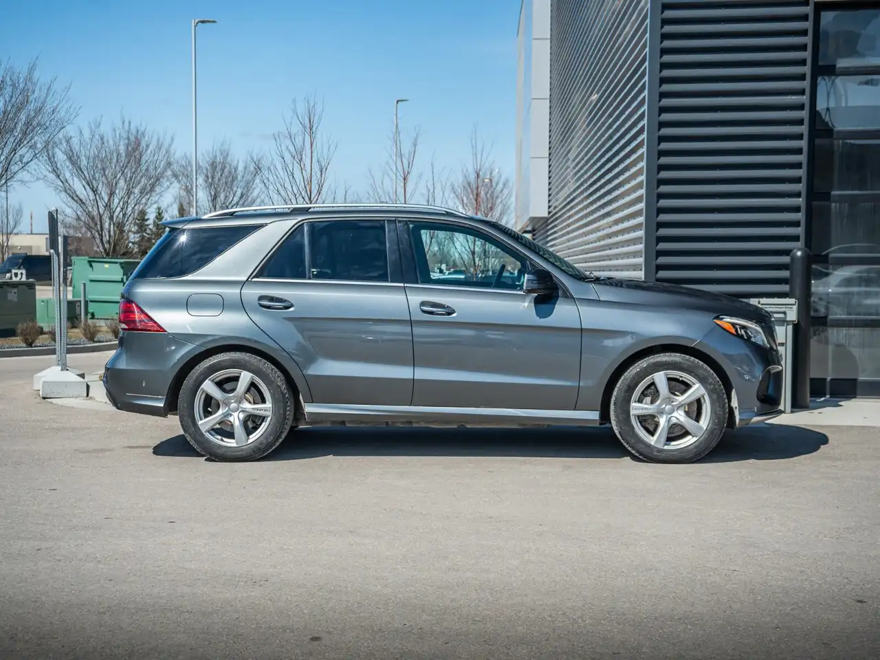 Mercedes-Benz GLE снимка Mercedes-Benz GLE