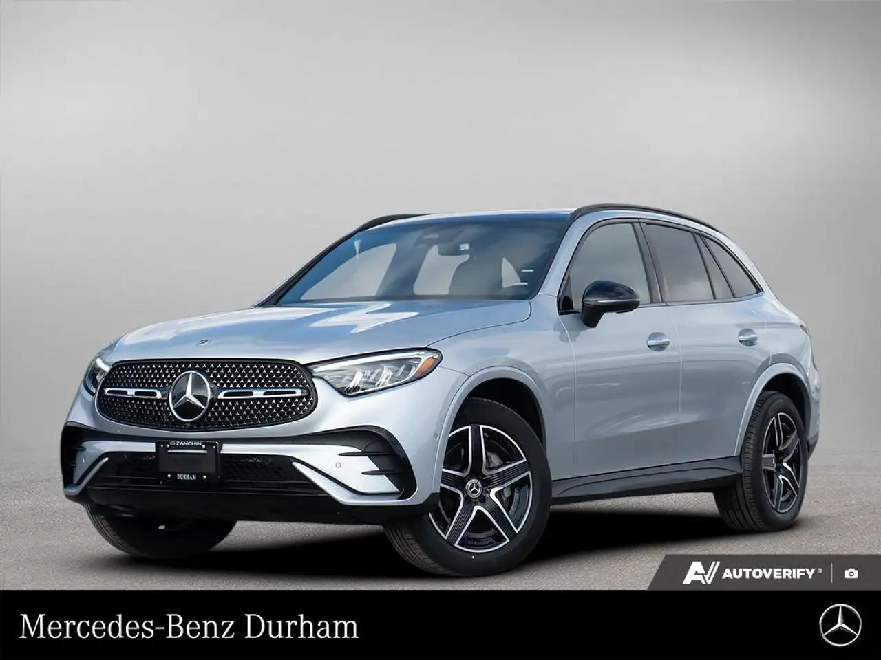 Mercedes-Benz GLC снимка Mercedes-Benz GLC