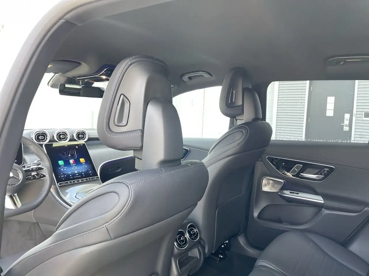 Mercedes-Benz GLC снимка Mercedes-Benz GLC