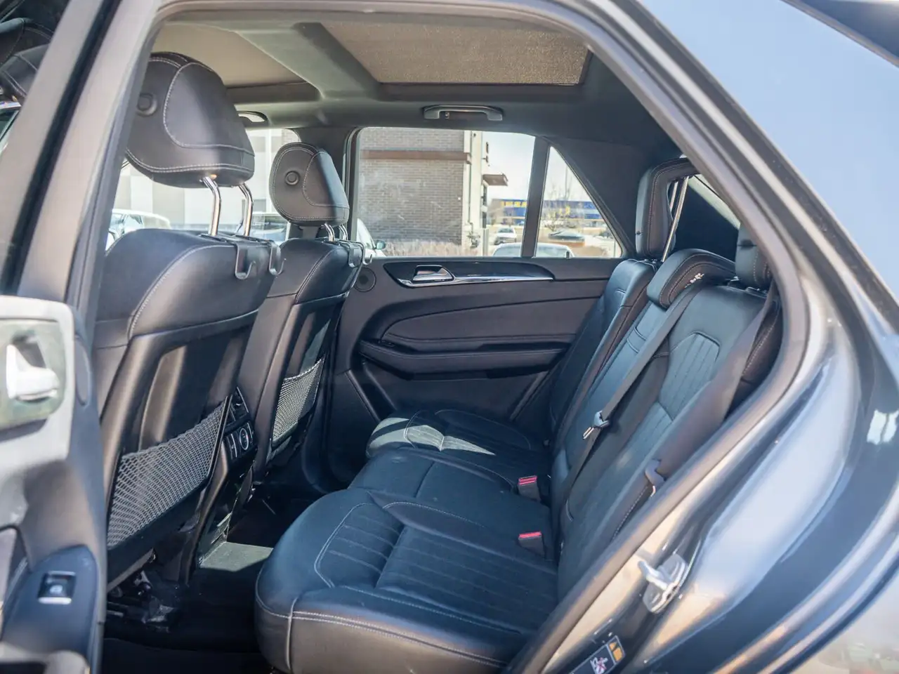 Mercedes-Benz GLE снимка Mercedes-Benz GLE