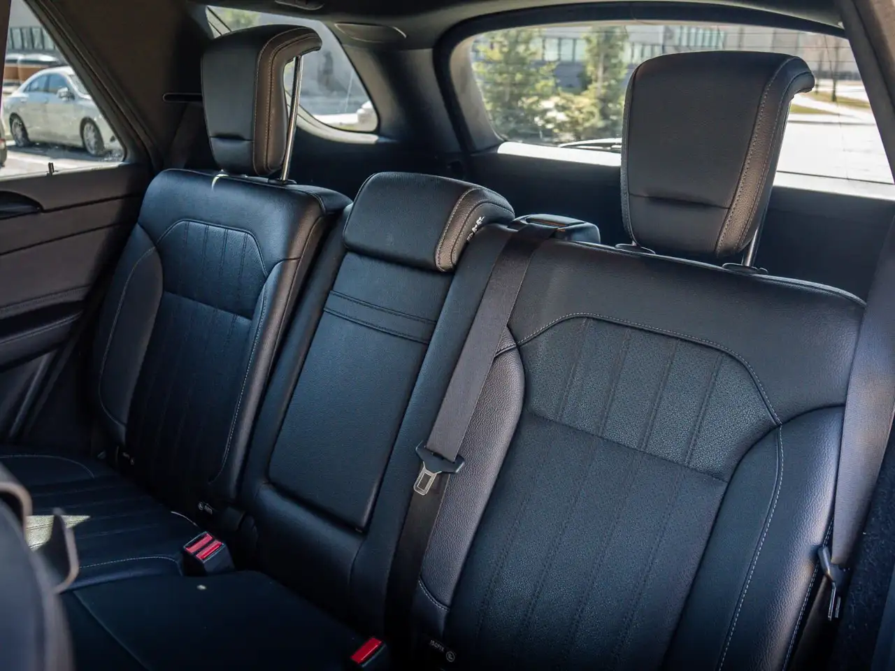 Mercedes-Benz GLE снимка Mercedes-Benz GLE