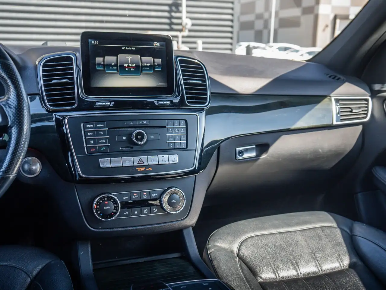 Mercedes-Benz GLE снимка Mercedes-Benz GLE