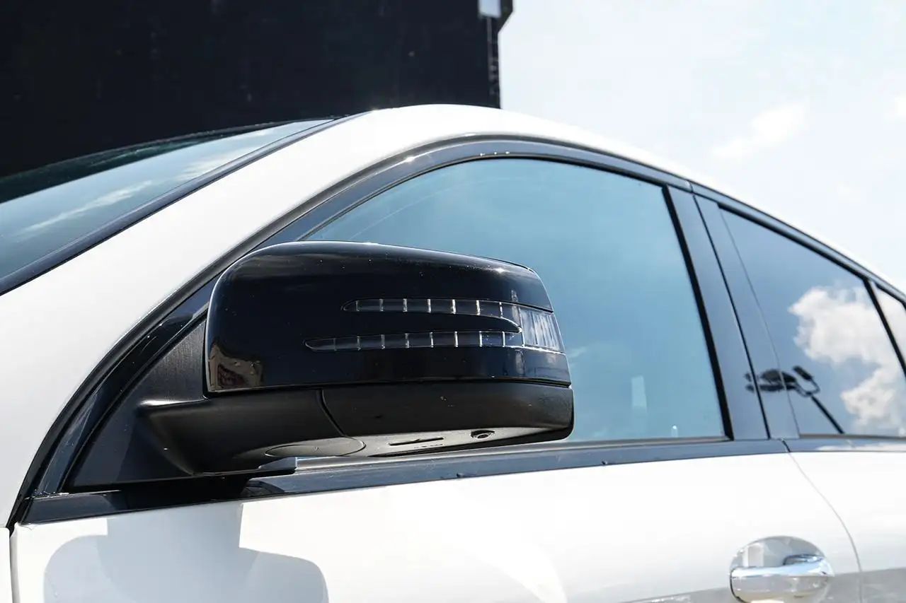 Mercedes-Benz GLE снимка Mercedes-Benz GLE