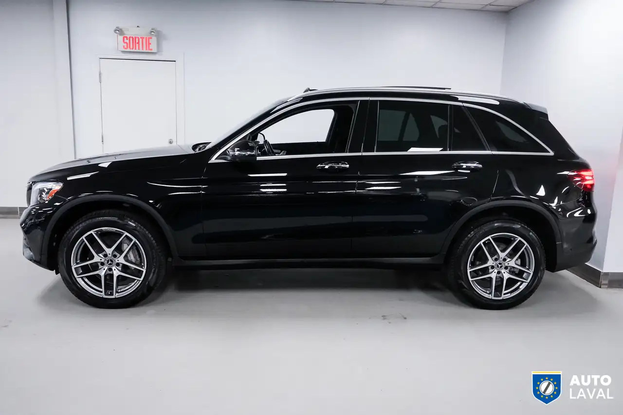 Mercedes-Benz GLC снимка Mercedes-Benz GLC