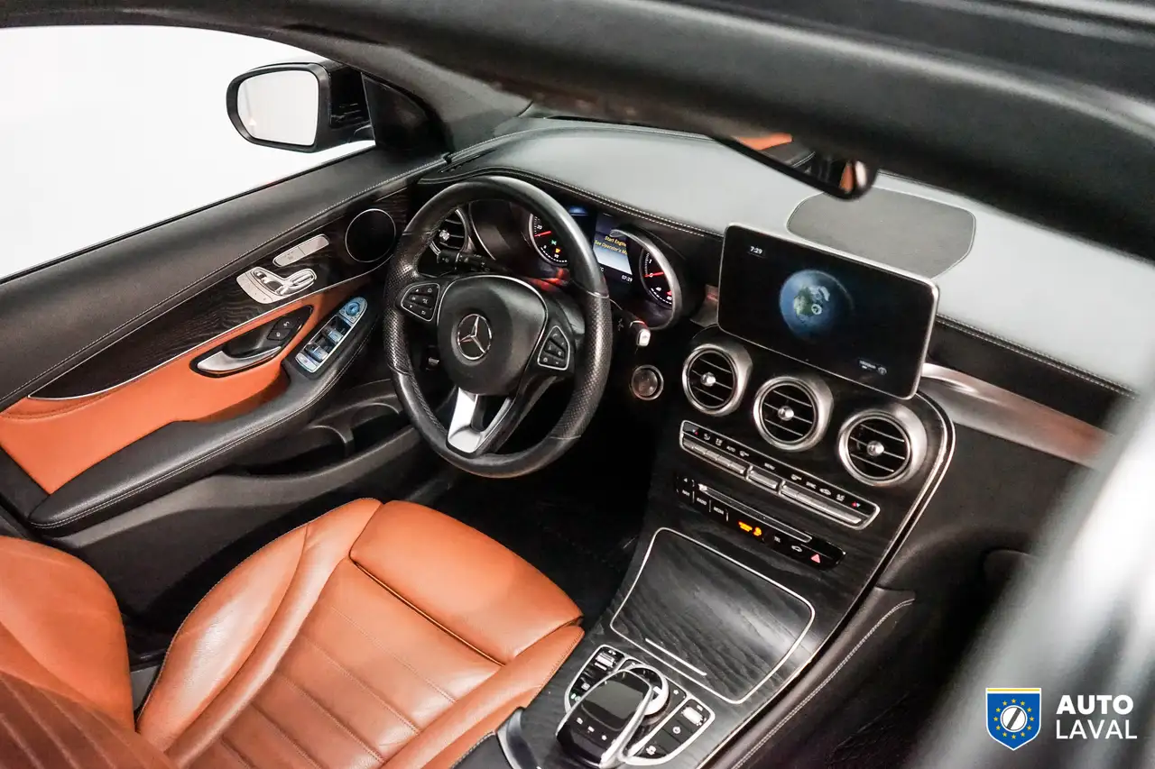 Mercedes-Benz GLC снимка Mercedes-Benz GLC
