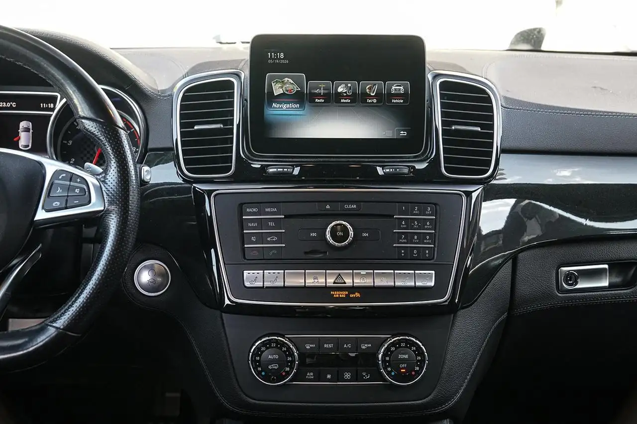 Mercedes-Benz GLE снимка Mercedes-Benz GLE