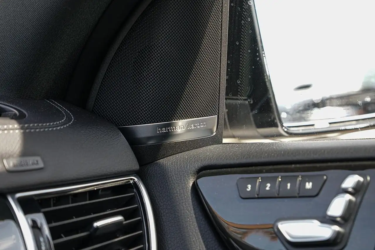 Mercedes-Benz GLE снимка Mercedes-Benz GLE