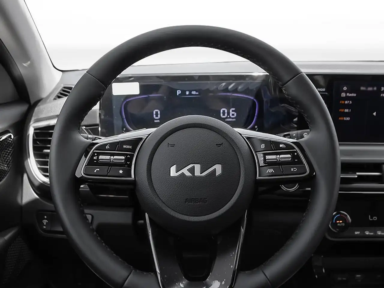Kia Seltos снимка Kia Seltos