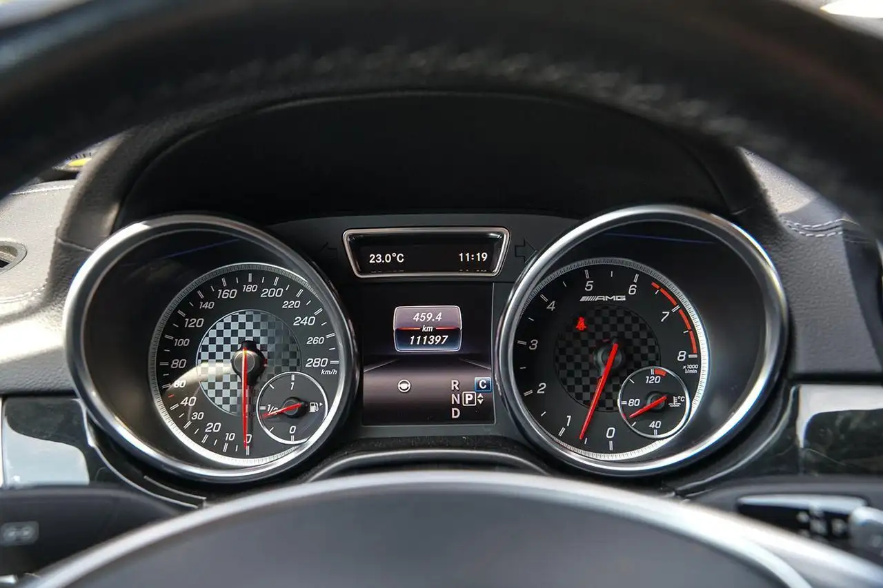 Mercedes-Benz GLE снимка Mercedes-Benz GLE