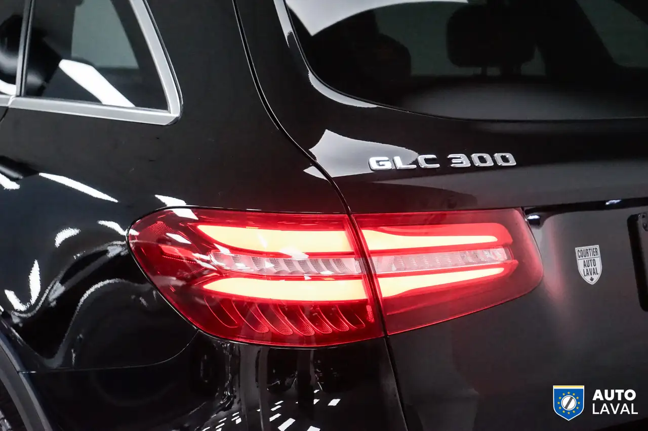 Mercedes-Benz GLC снимка Mercedes-Benz GLC
