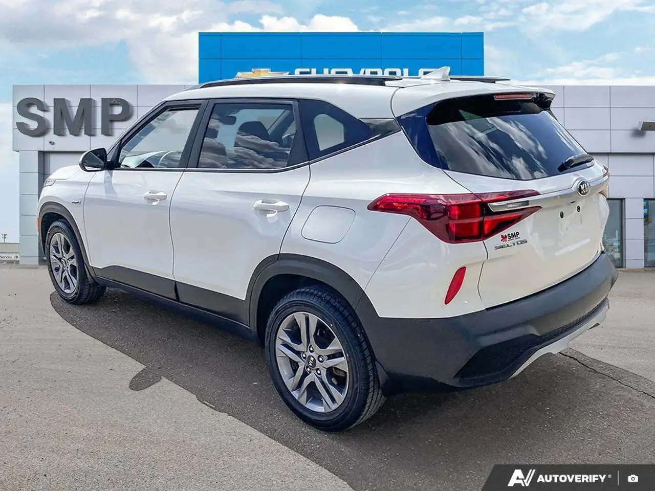 Kia Seltos снимка Kia Seltos