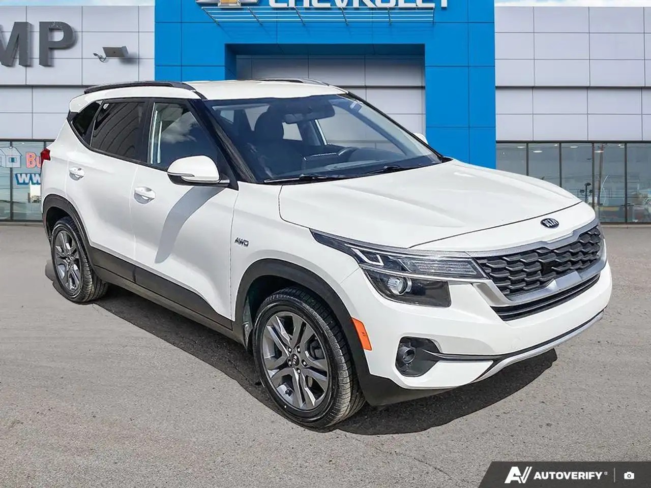Kia Seltos снимка Kia Seltos