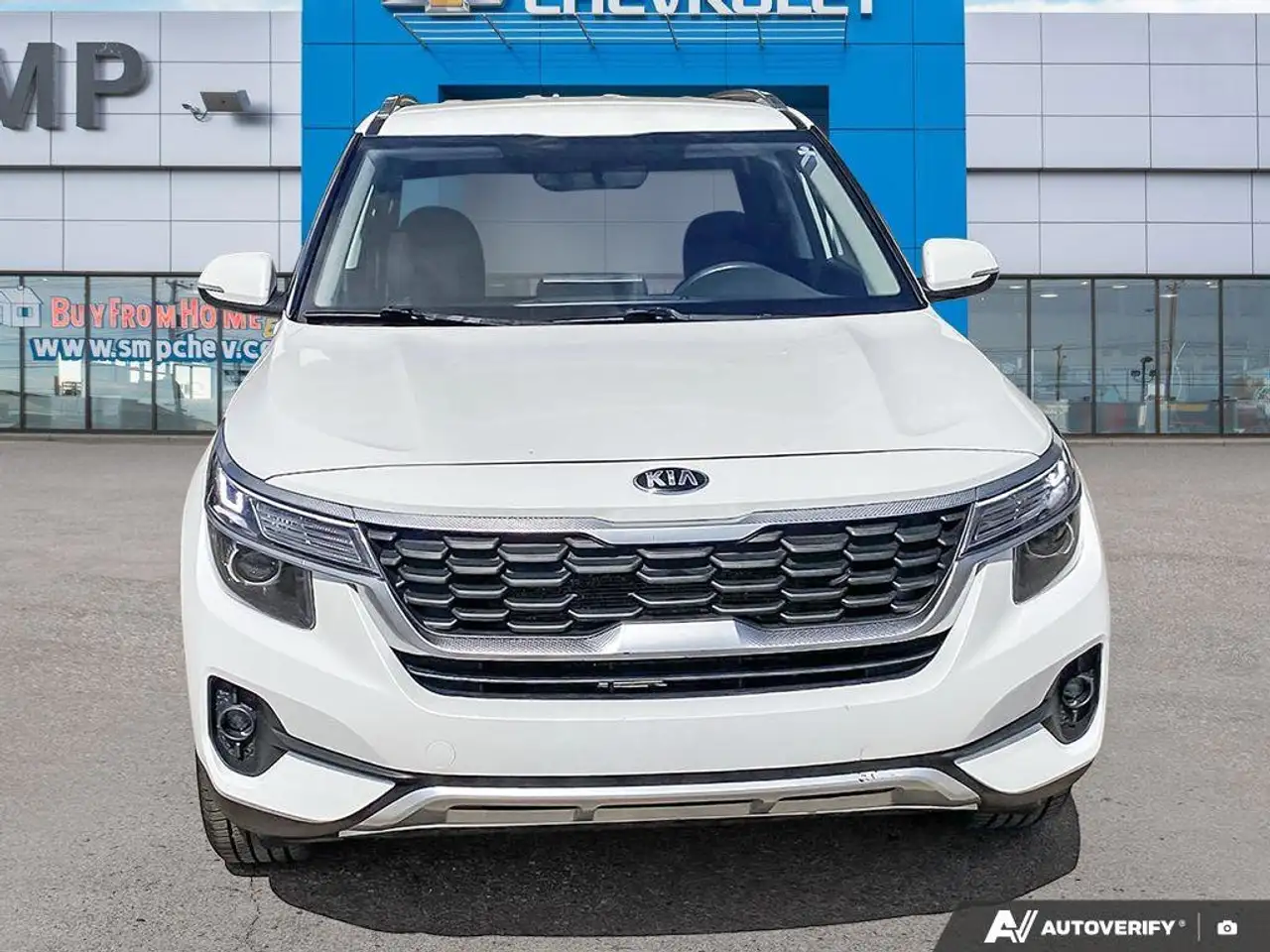 Kia Seltos снимка Kia Seltos