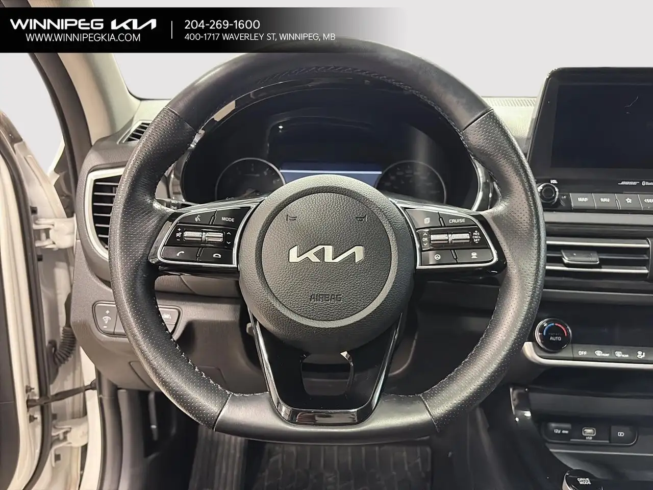 Kia Seltos photo Kia Seltos