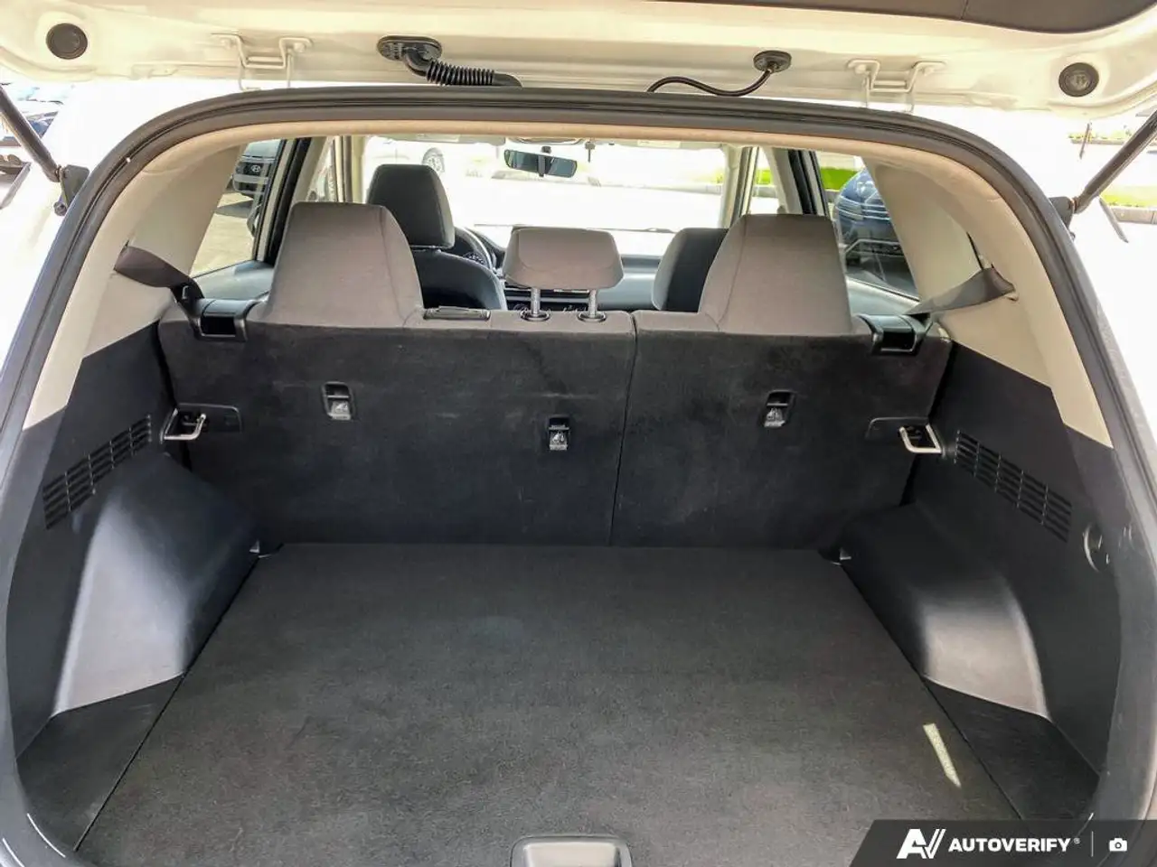 Kia Seltos снимка Kia Seltos