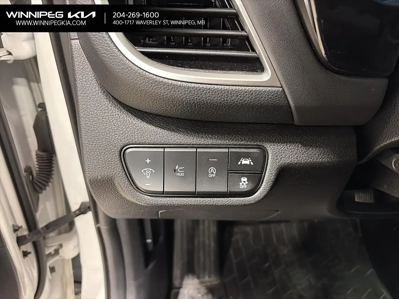 Kia Seltos photo Kia Seltos