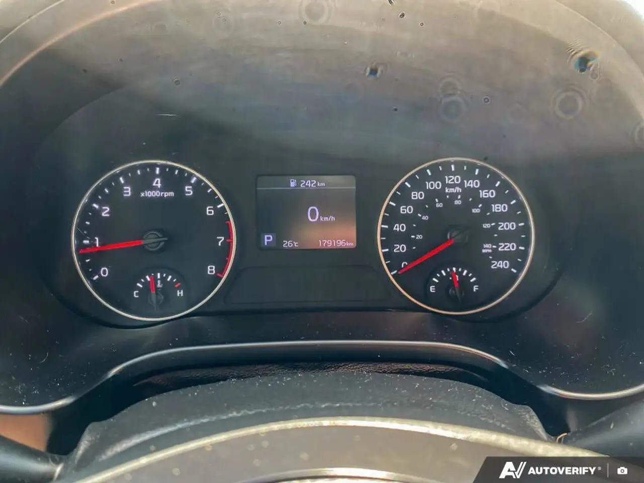 Kia Seltos снимка Kia Seltos