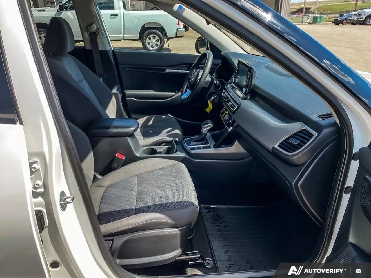 Kia Seltos снимка Kia Seltos