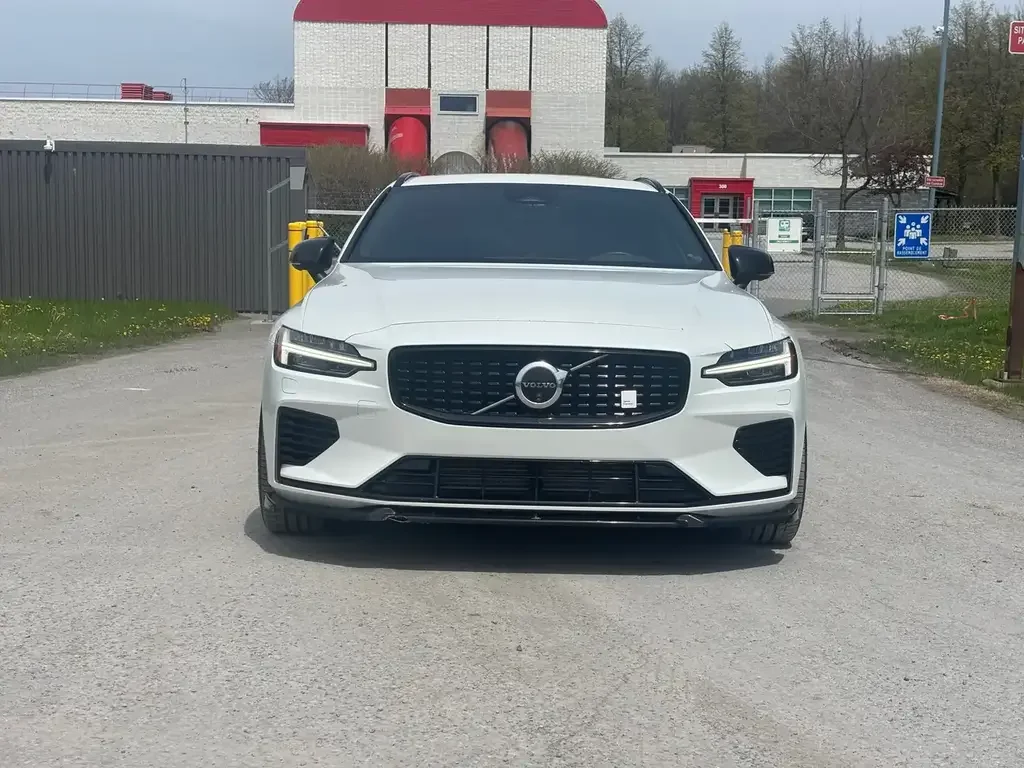 Volvo V60 снимка Volvo V60