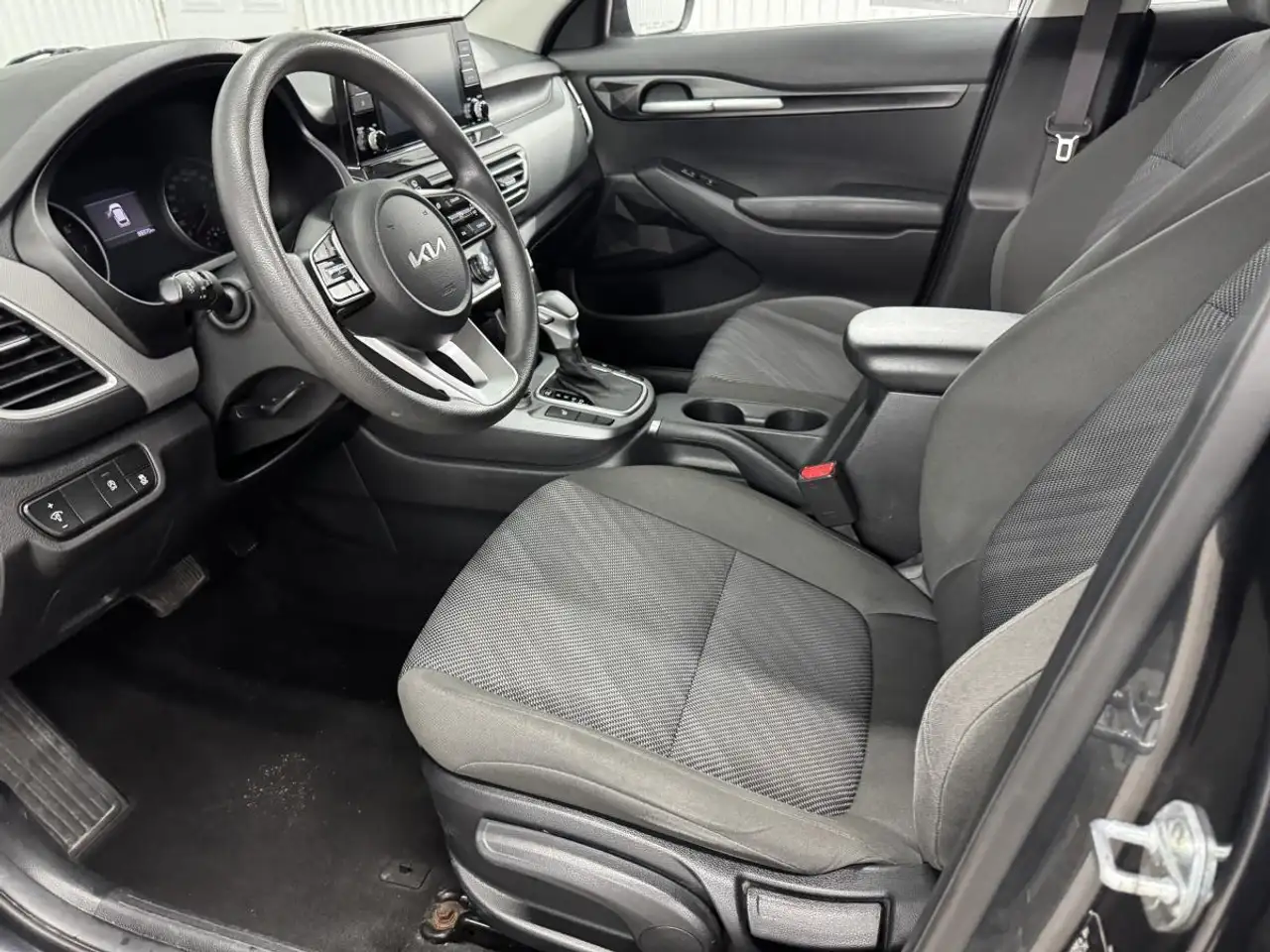 Kia Seltos photo Kia Seltos