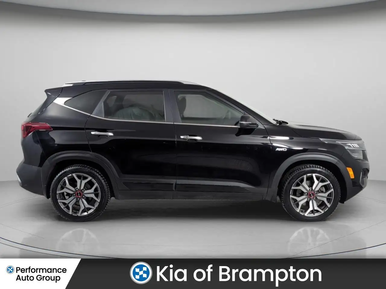 Kia Seltos снимка Kia Seltos