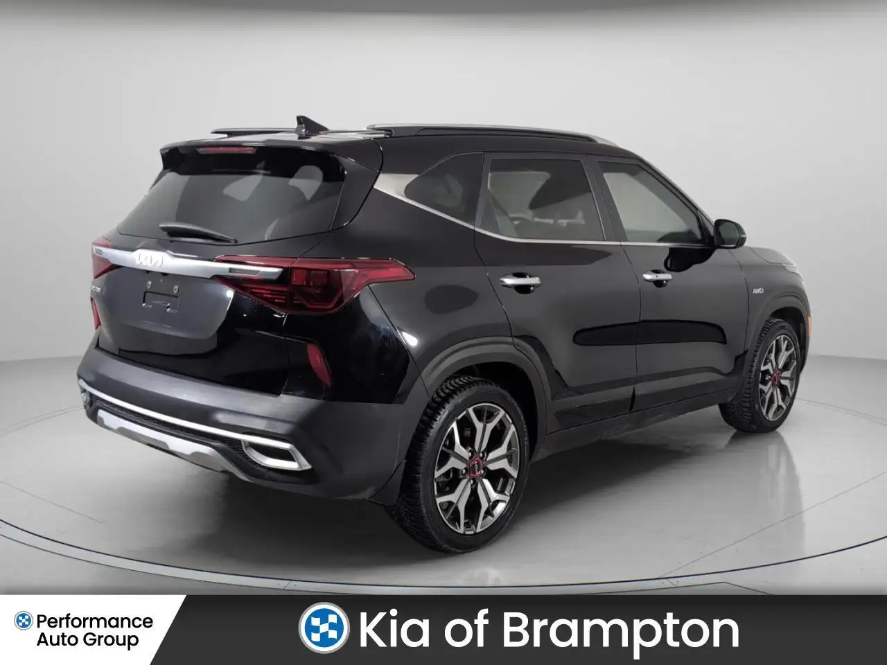 Kia Seltos снимка Kia Seltos