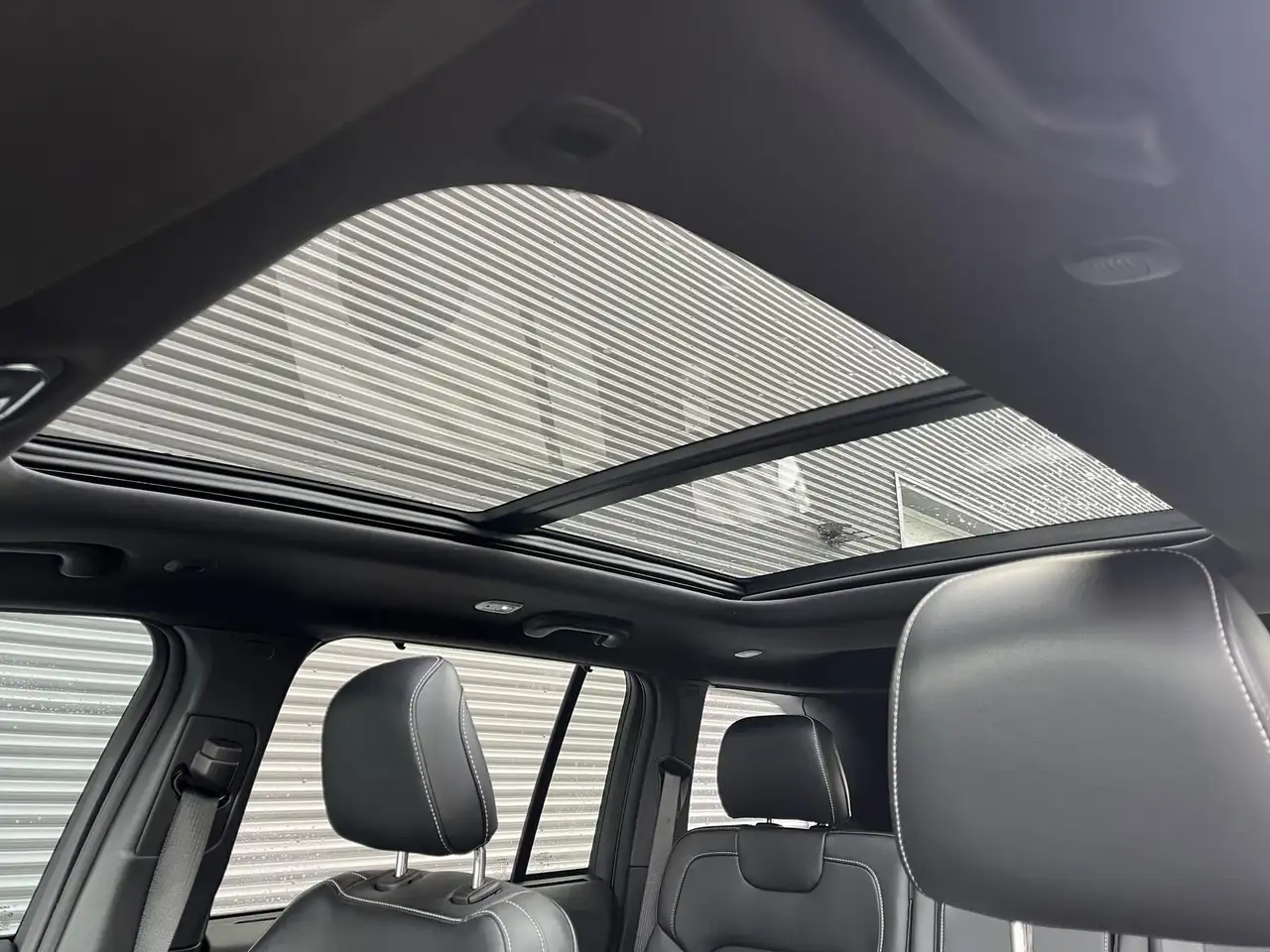 Jeep Grand Cherokee photo Jeep Grand Cherokee