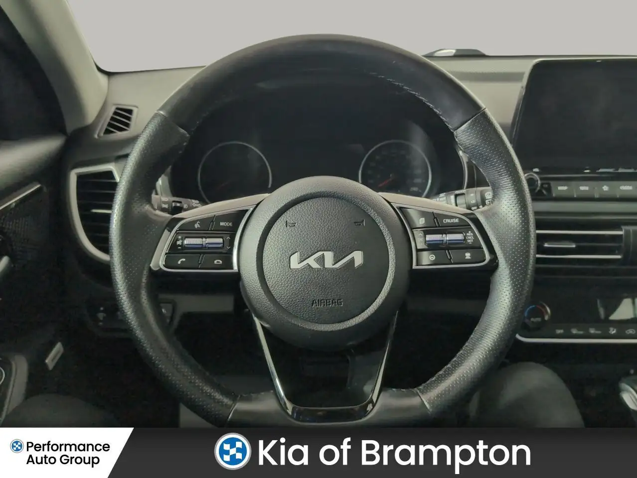 Kia Seltos снимка Kia Seltos