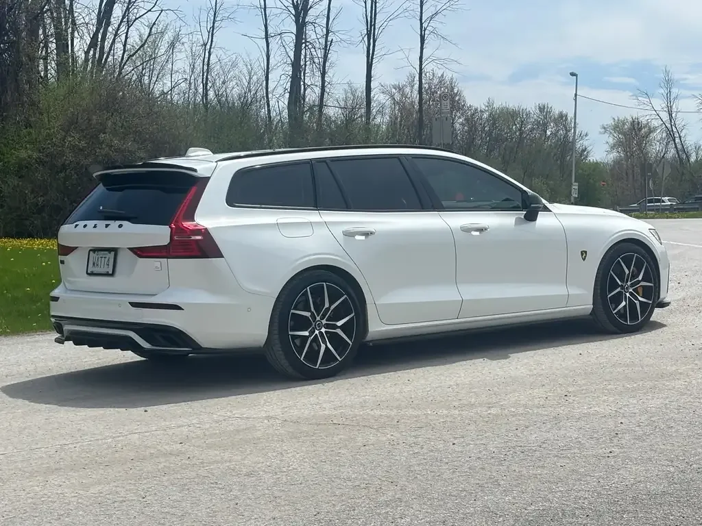 Volvo V60 снимка Volvo V60