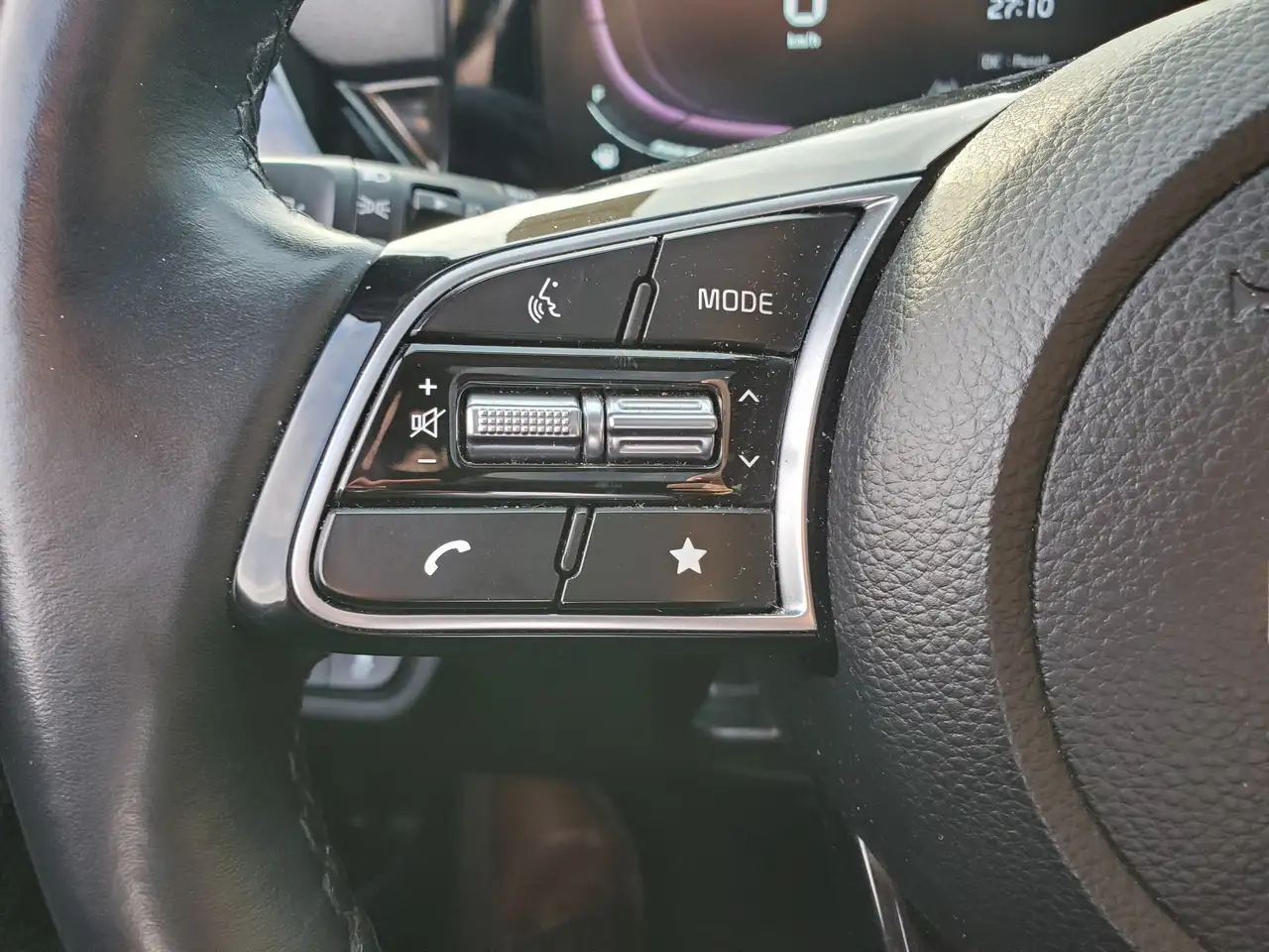 Kia Seltos снимка Kia Seltos