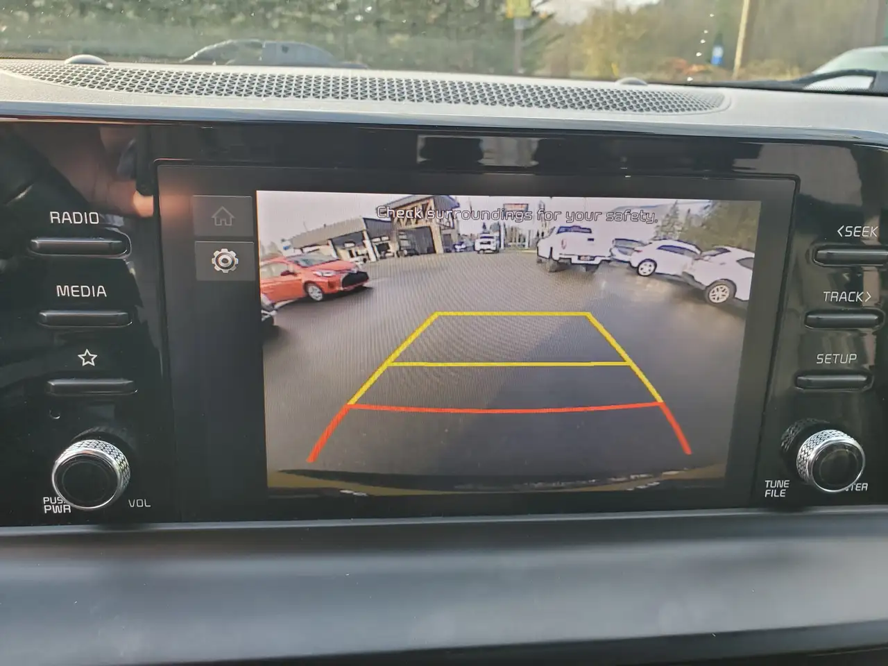 Kia Seltos снимка Kia Seltos