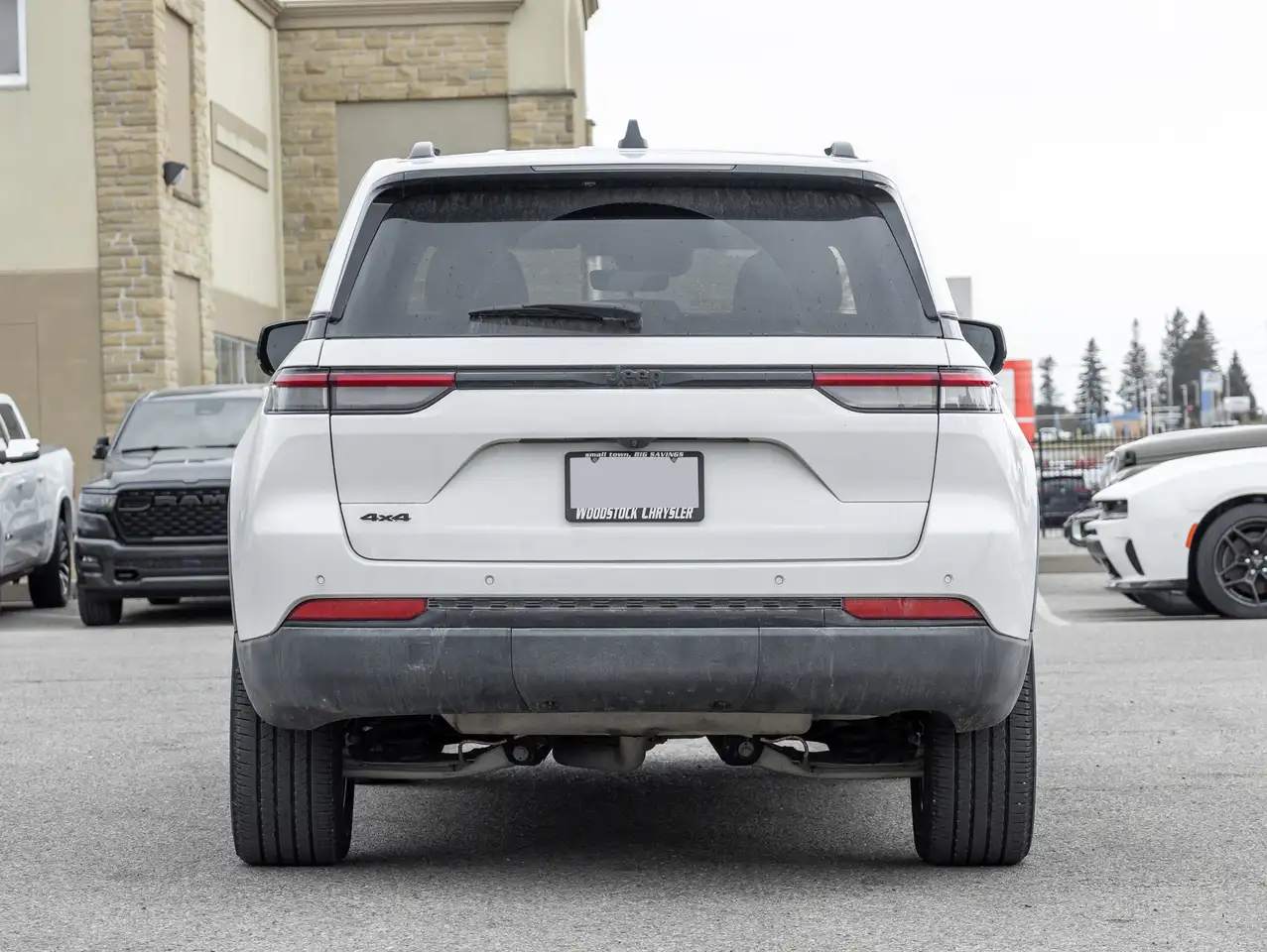 Jeep Grand Cherokee снимка Jeep Grand Cherokee