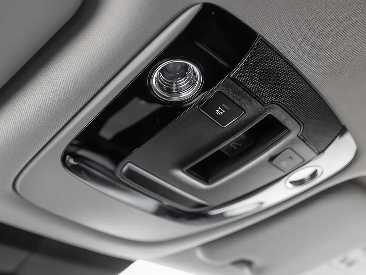 Kia Seltos снимка Kia Seltos