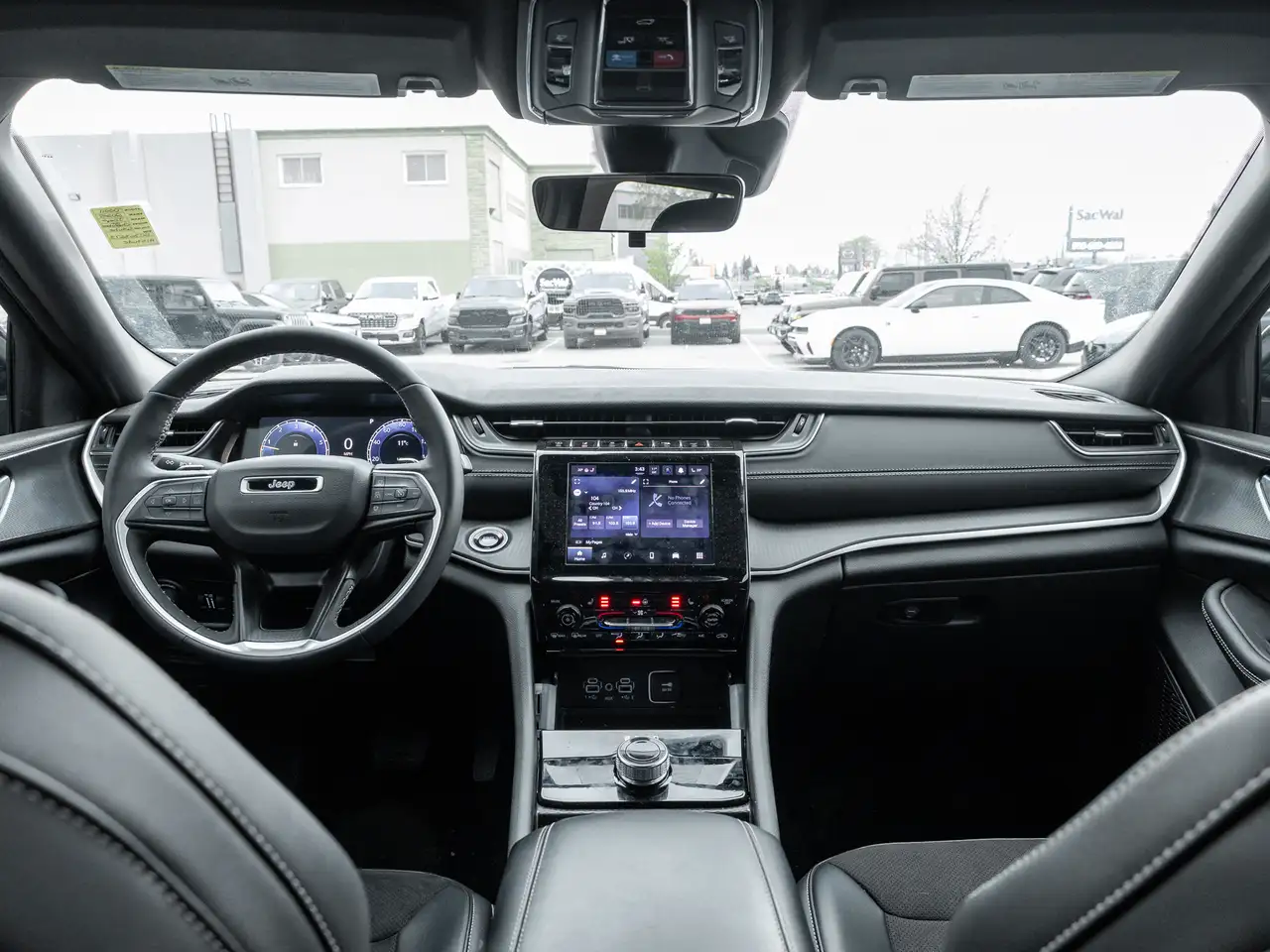 Jeep Grand Cherokee снимка Jeep Grand Cherokee