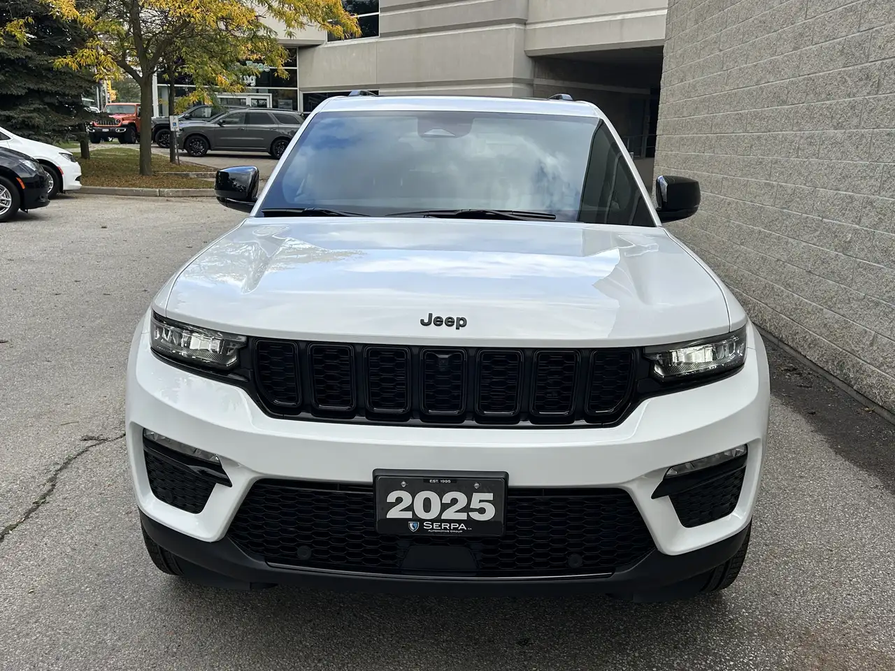 Jeep Grand Cherokee снимка Jeep Grand Cherokee