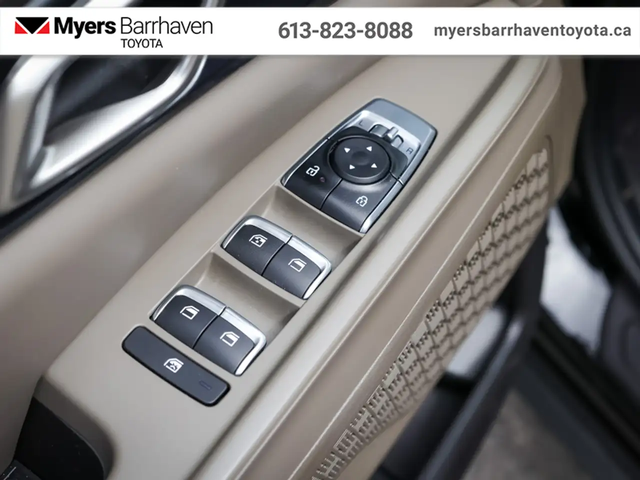 Kia Carnival photo Kia Carnival
