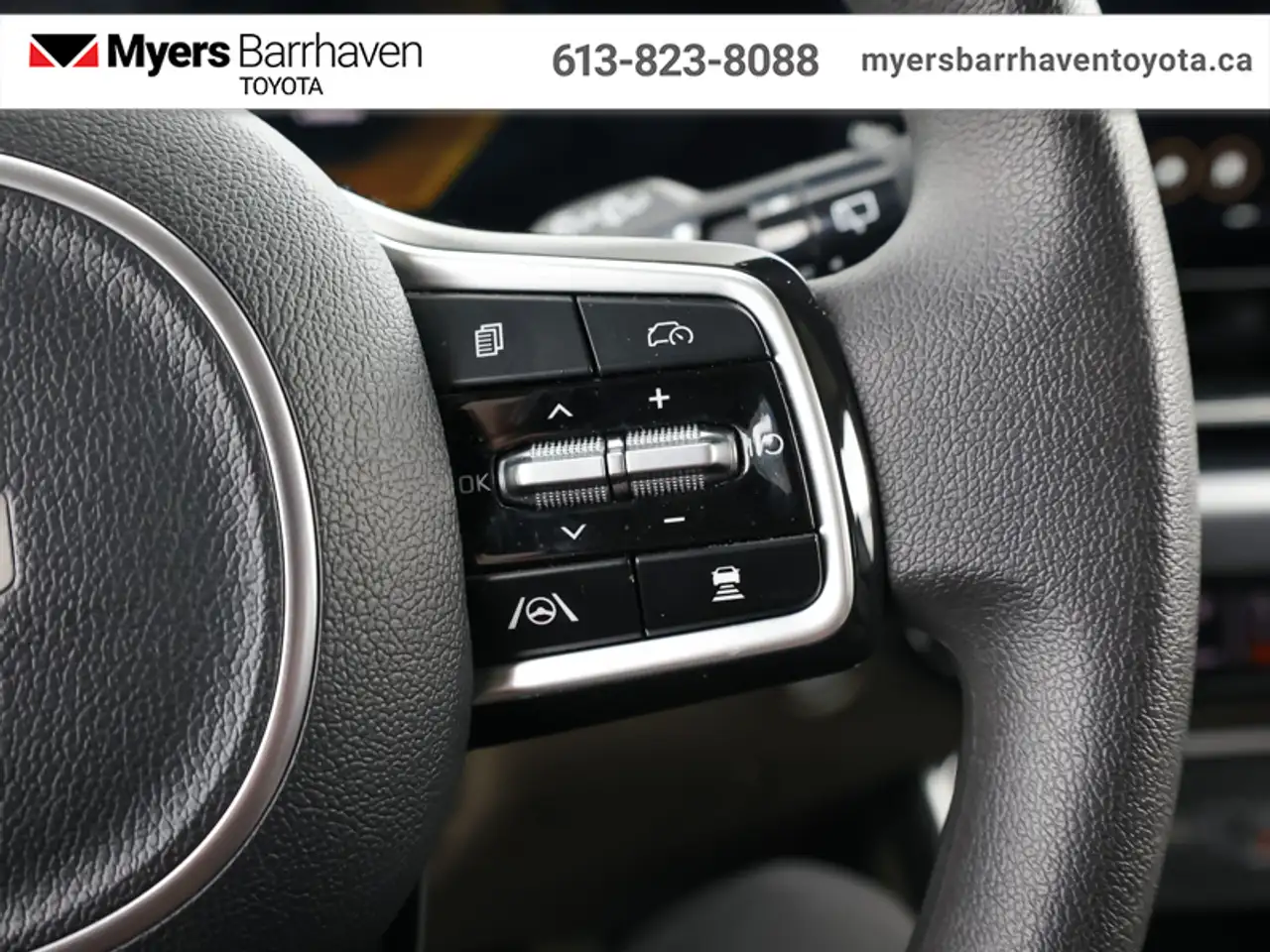 Kia Carnival photo Kia Carnival