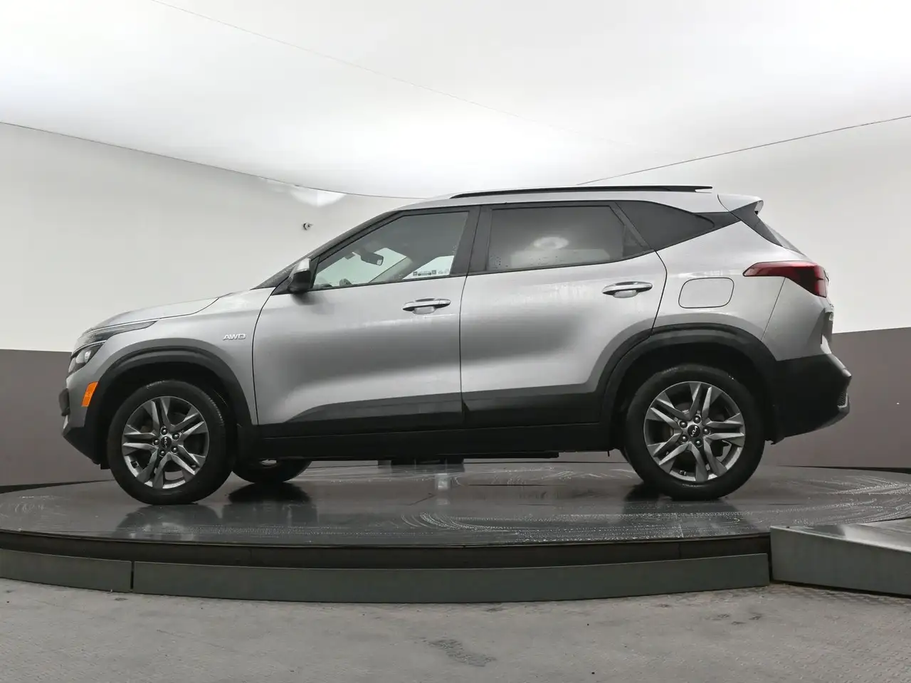 Kia Seltos photo Kia Seltos
